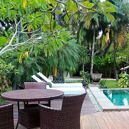 Urbanest Inn Villa
