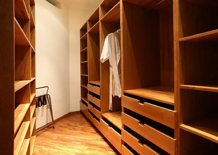 Urbanest Hotel 3*